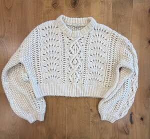 Urban Outfitters Cream Pointelle Cable Knit Cropped Sweater Size Large